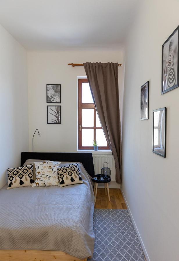 Republic Apartman Appartamento Baja Esterno foto